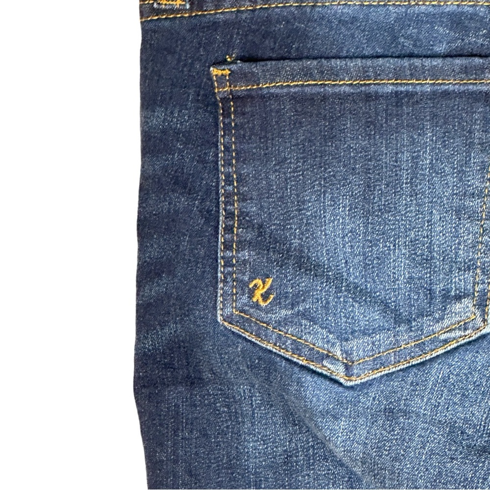 Kut from the Kloth Connie Floral Embroidered Ankle Crop Raw Edge Jeans - Picture 12 of 14